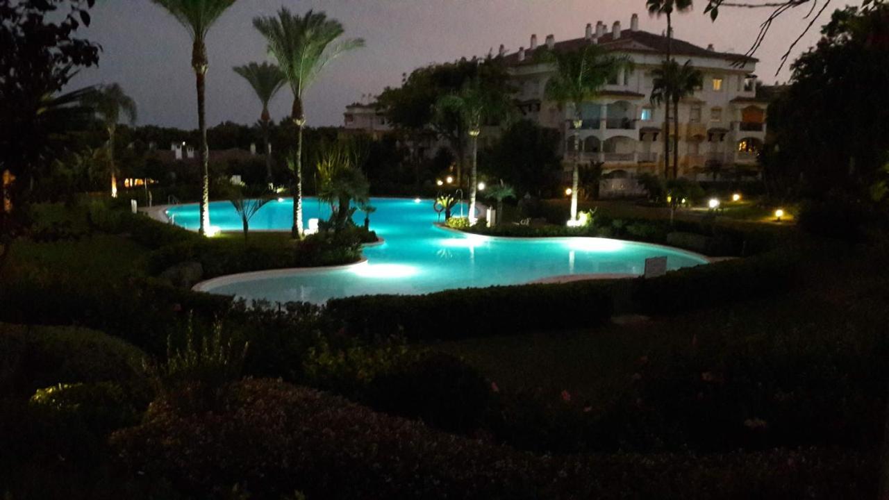 Chez Elo'S Marbella Milla De Oro. Jardin Privado Apartment Exterior foto